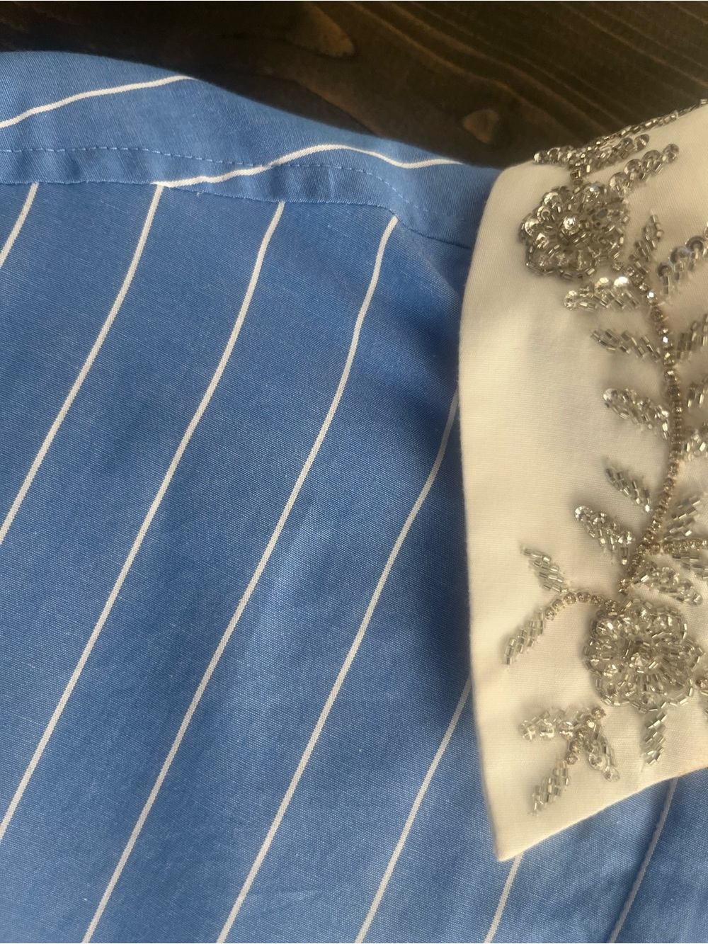 Sandro Light Blue Pinstripe Cropped Shirt with Embroidered White Collar - Picture 3 of 3